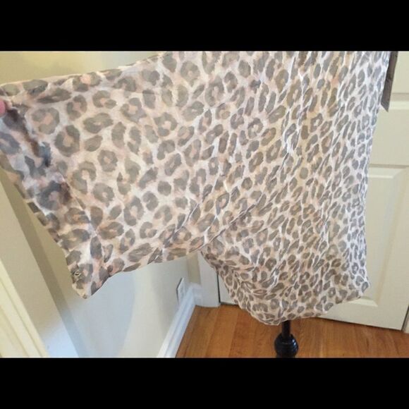 NWT Elena Baldi Italy 100% silk Animal print Long Sleeve Blouse Womens Sz S - Picture 4 of 7